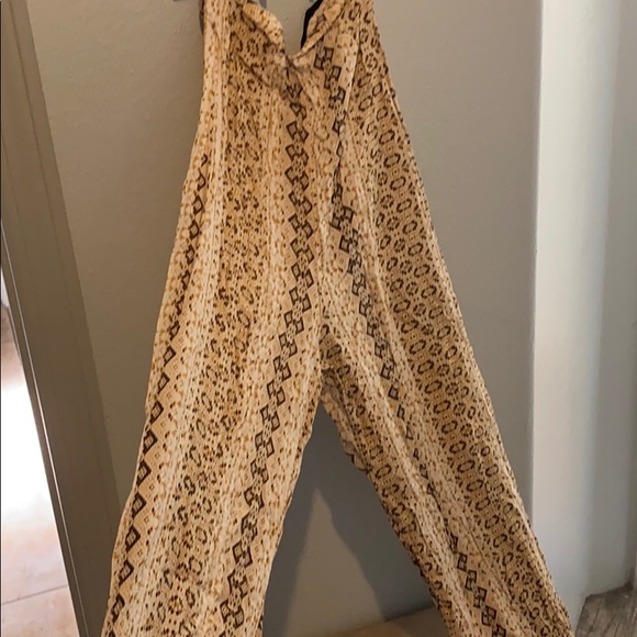 Boho cute pants w back zipper - Picture 3 of 6